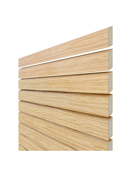 Dubbele tuinpoort met schuine aluminium lamellen op maat