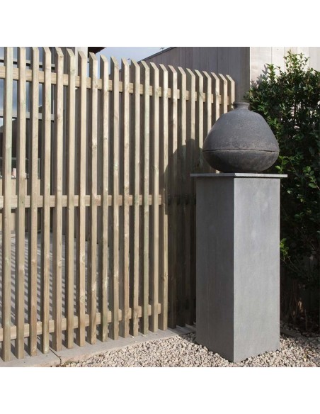 Palissade à lattes verticales