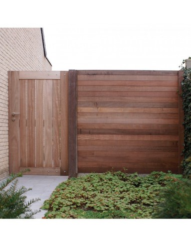 Profil U rainuré en bois exotique