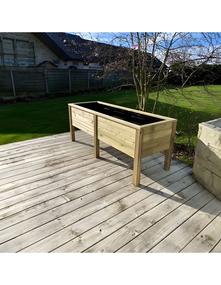 Grote verhoogde plantenbak