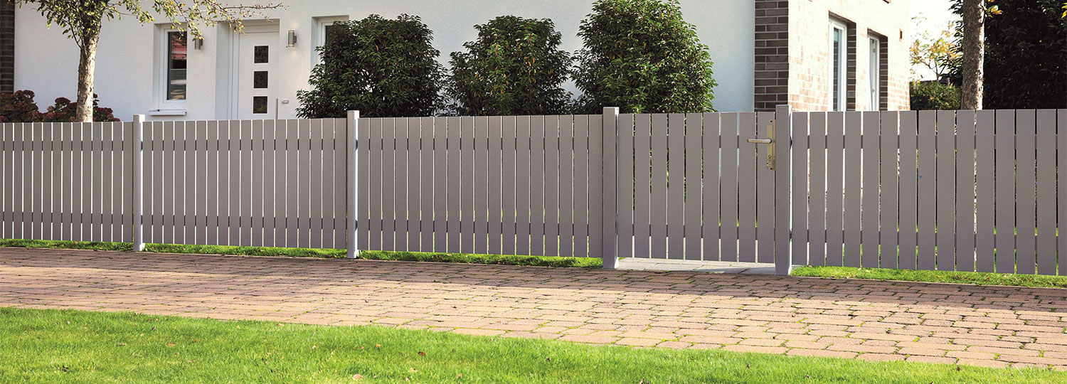 Portillon et clôture basse de jardin en aluminium